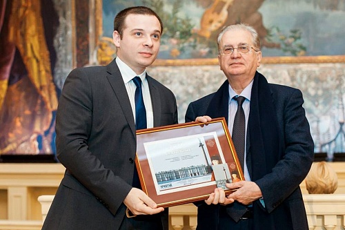 Компания «ГЛЕНДО-РУС» награждена Почетным дипломом Государственного Эрмитажа 